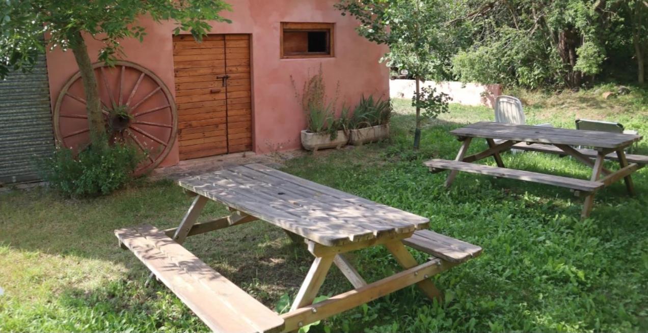 Bed and Breakfast Cal Calau Vega Planoles  Exterior foto